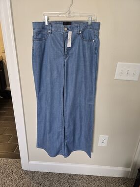 NWT - White House Black Market Light Blue High-Rise Wide-Leg Jeans